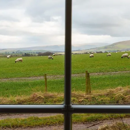 12 Ullswater - Whitbarrow Village